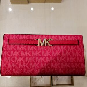 Michael Kors Reed Snap Wallet